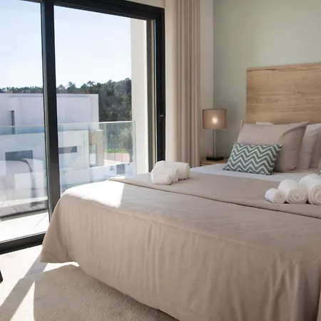 Casa Da Lagoa - By Sch 포즈도아렐로