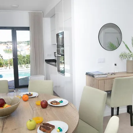 Vila Casa Da Lagoa - By Sch *